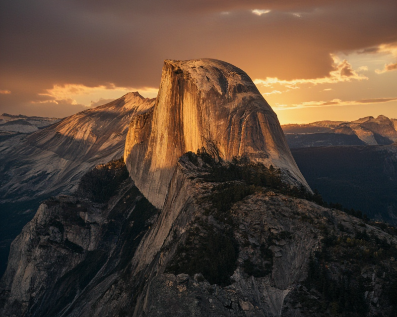 Mount Rushmore Monument Atmosphere